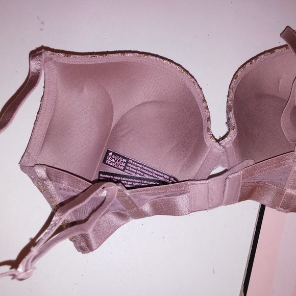 Victoria Secret Bra - Picture 5 of 5